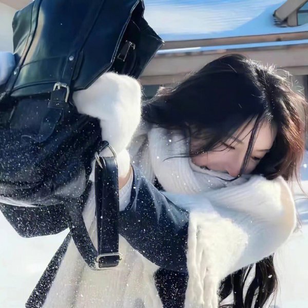 隔墙有情人